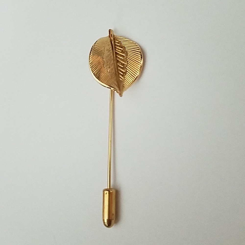 Gold Tone Leaf Straight Pin or Brooch